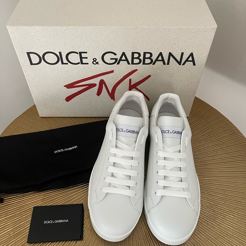 Dolce and Gabbana authentic Brand new  men’s white sneakers size 42.5